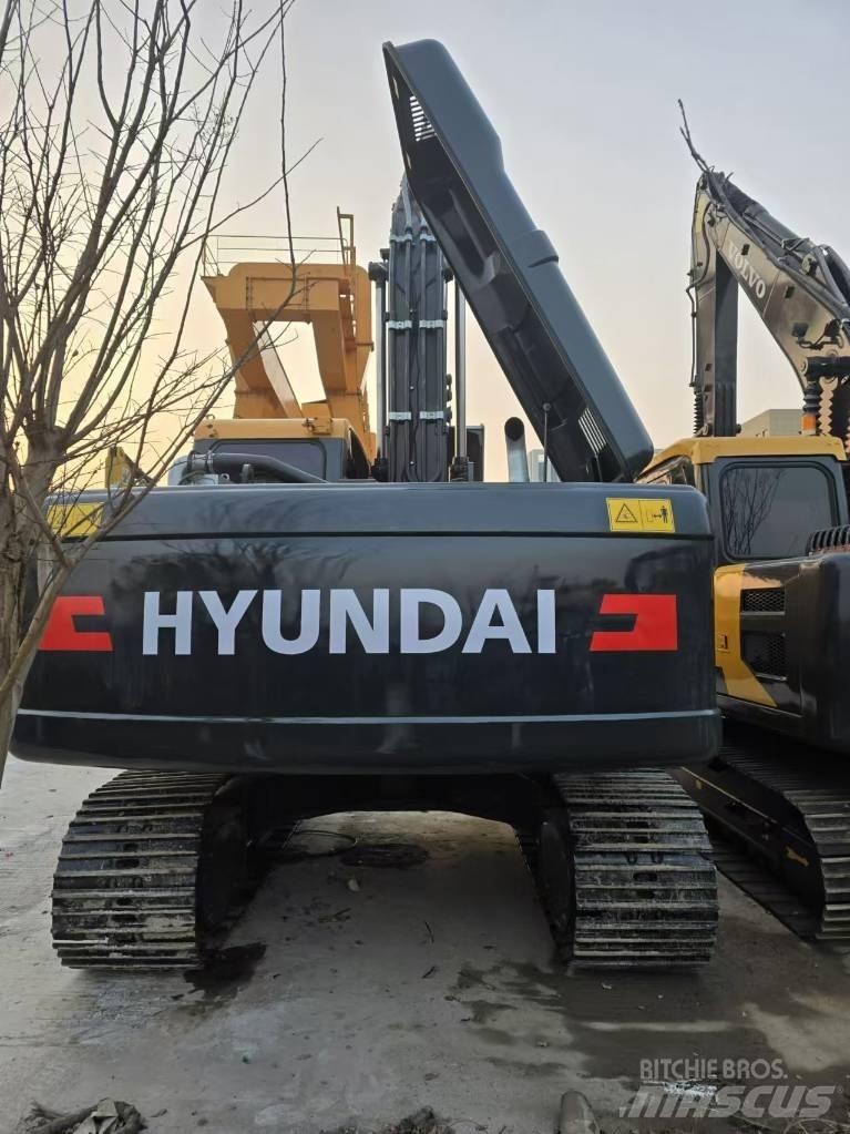 Hyundai 220—9S Kāpurķēžu ekskavatori