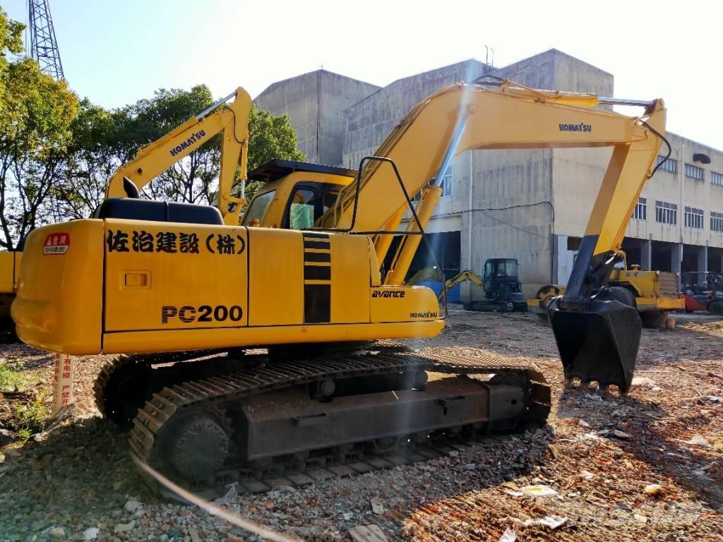 Komatsu PC200-6 Kāpurķēžu ekskavatori