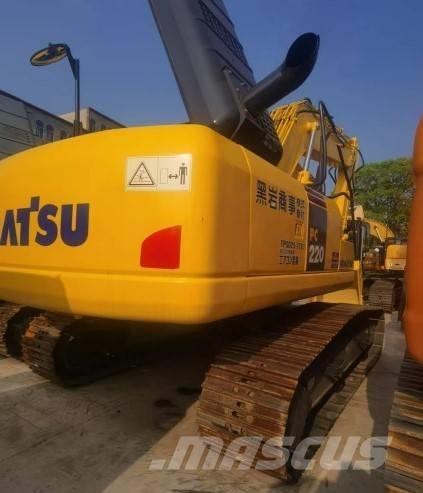 Komatsu PC 220-8 Kāpurķēžu ekskavatori