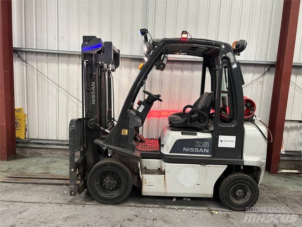 Nissan U1D2A25LQ LPG tehnika