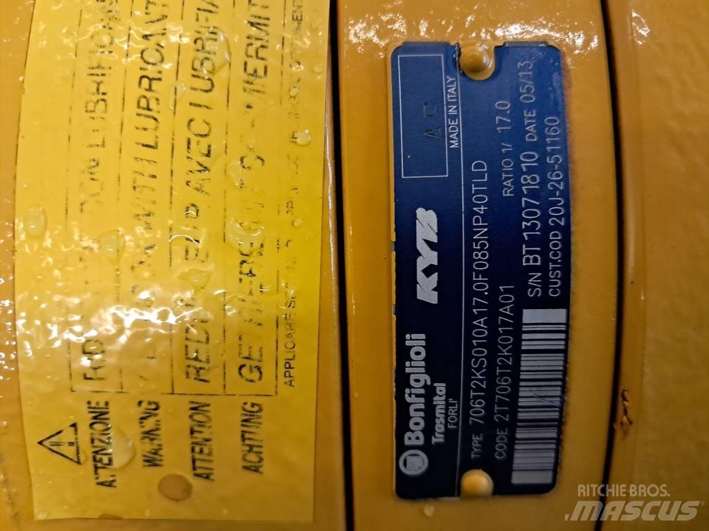 Komatsu PW 180-10 Transmisija