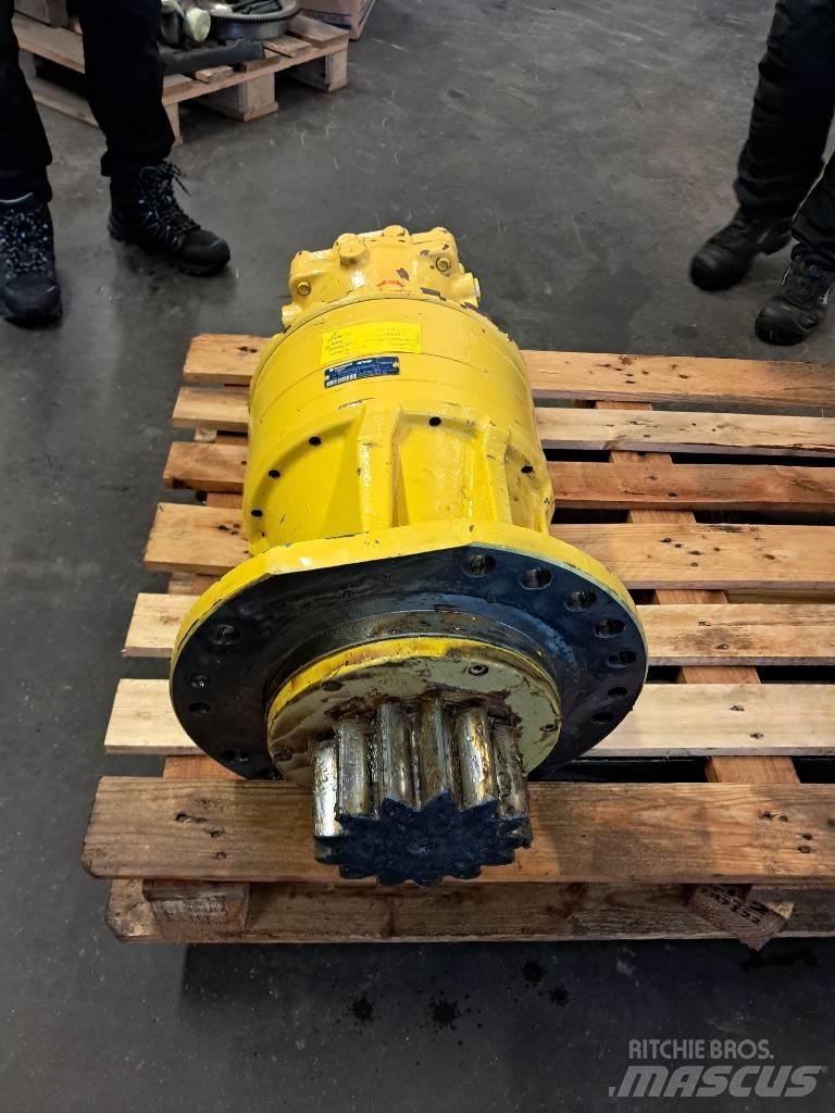 Komatsu PW 180-10 Transmisija