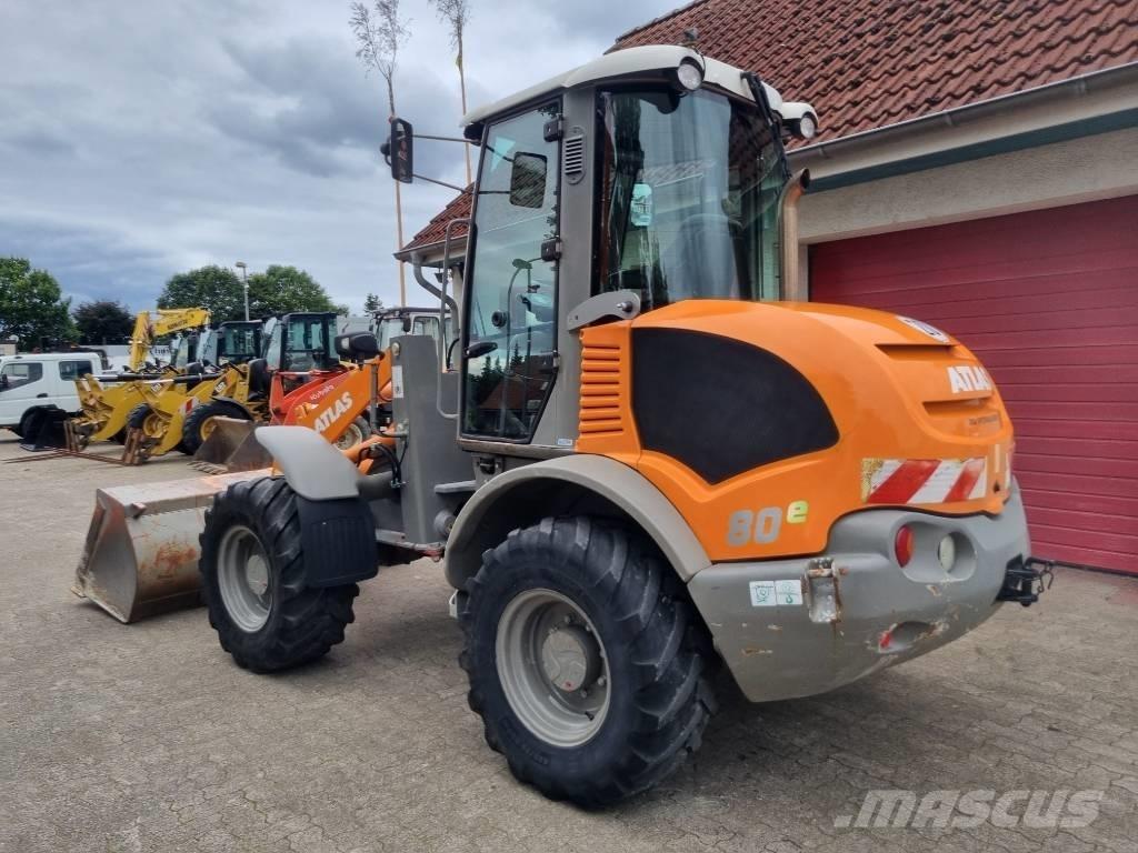 Atlas AR 80 Iekrāvēji uz riteņiem