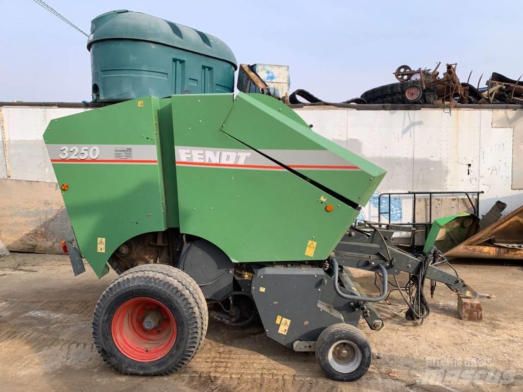 Fendt 3250 Rituļu preses