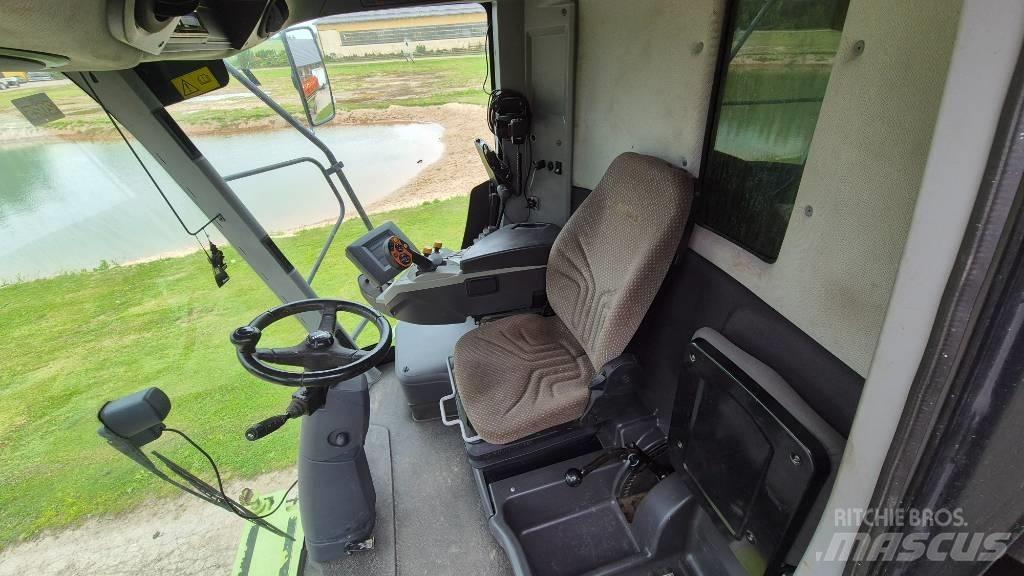 CLAAS Tucano 440 Ražas novākšanas kombaini