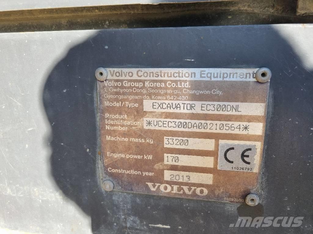 Volvo EC300DNL Kāpurķēžu ekskavatori