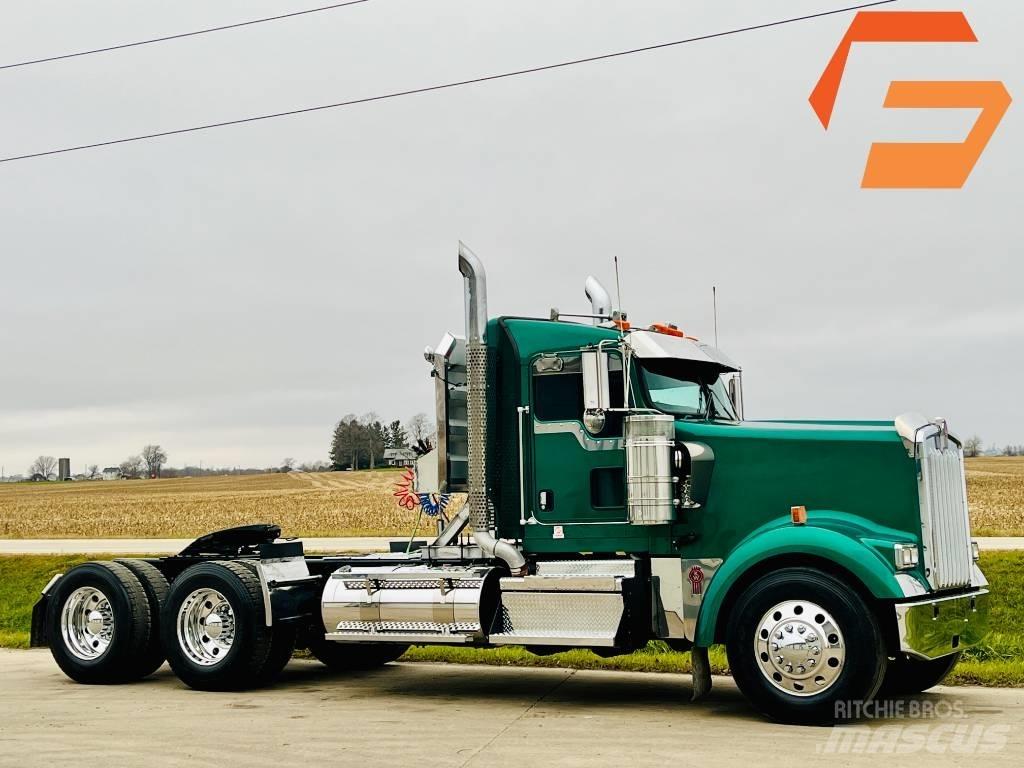 Kenworth W 900 Vilcēji