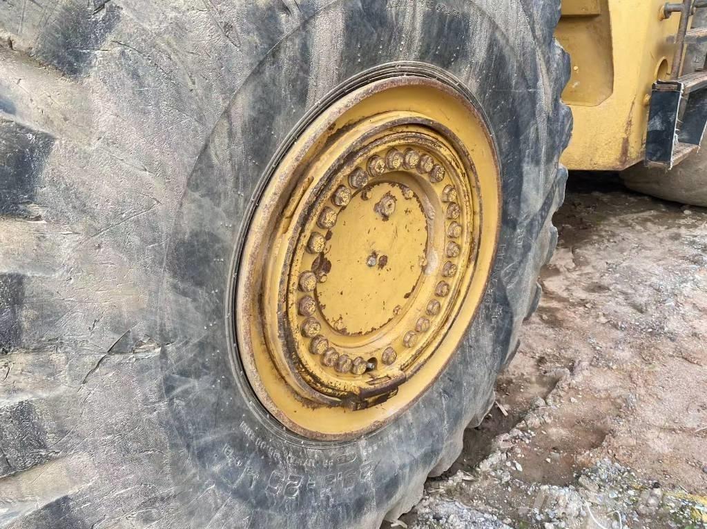 CAT 980 G Iekrāvēji uz riteņiem