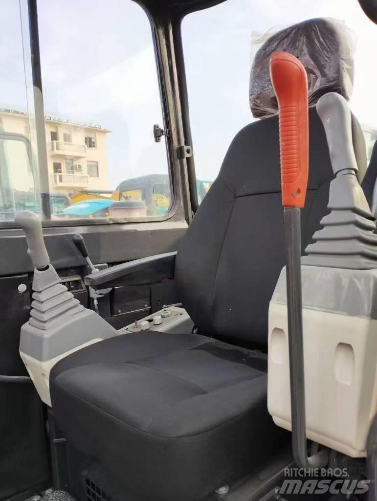 Doosan 55 Kāpurķēžu ekskavatori