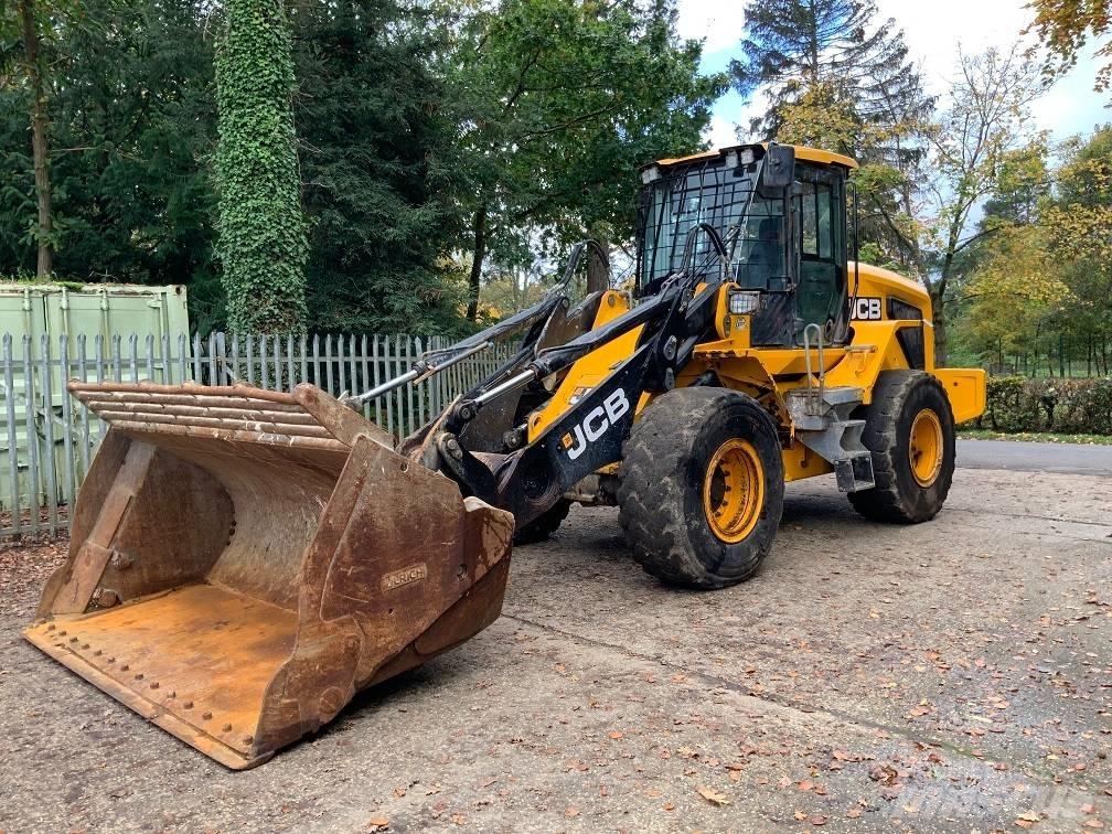 JCB 437 HT Iekrāvēji uz riteņiem