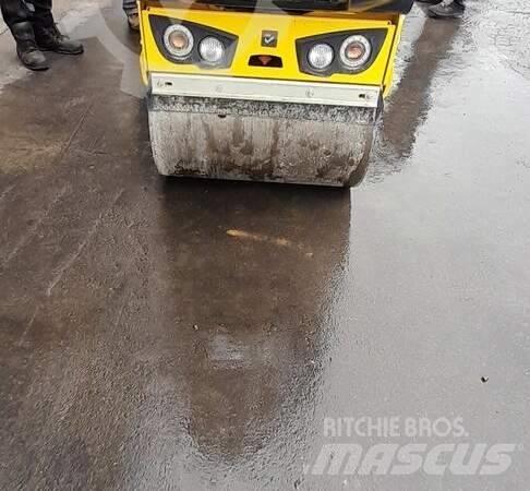Bomag BW 80 AD-5 Divvalču grunts veltņi
