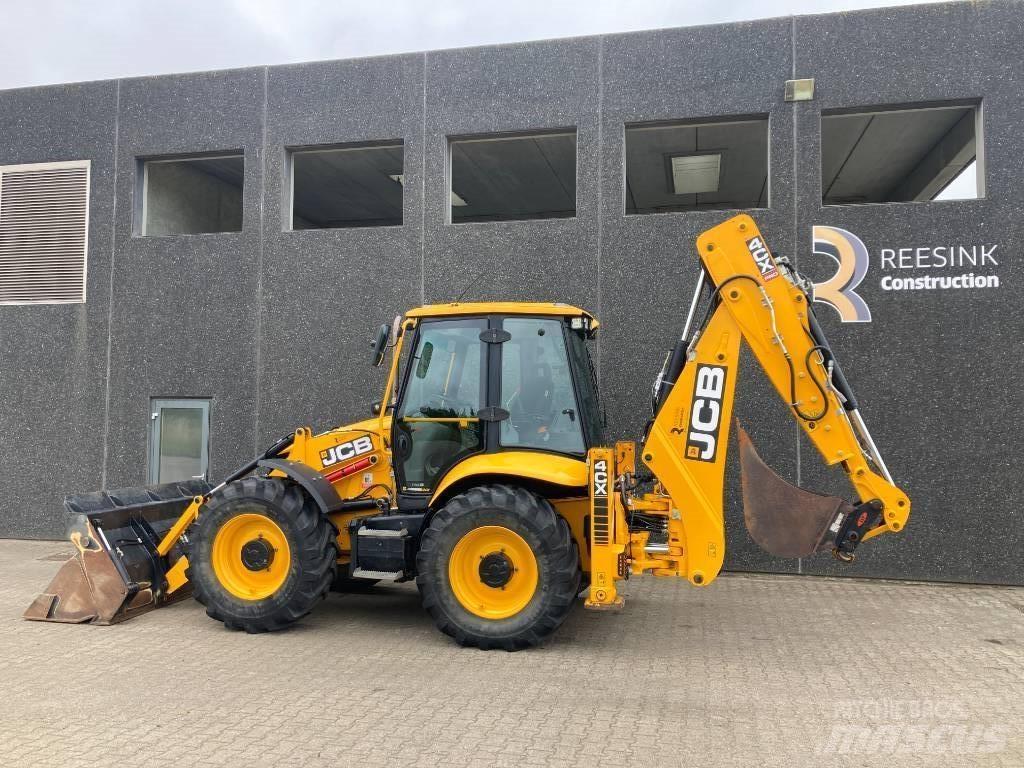 JCB 4 CX Pro Ekskavatori-iekrāvēji