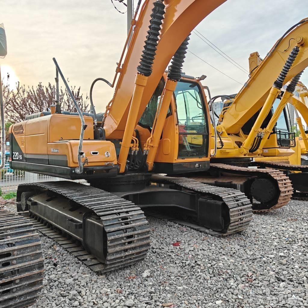 Hyundai R220-9S Kāpurķēžu ekskavatori