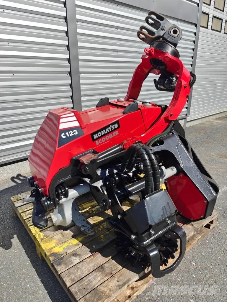 Komatsu C 123 Hārvesteru kausi