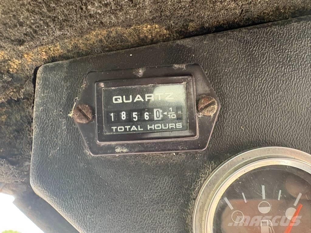 Bobcat 753 Lietoti riteņu kompaktiekrāvēji