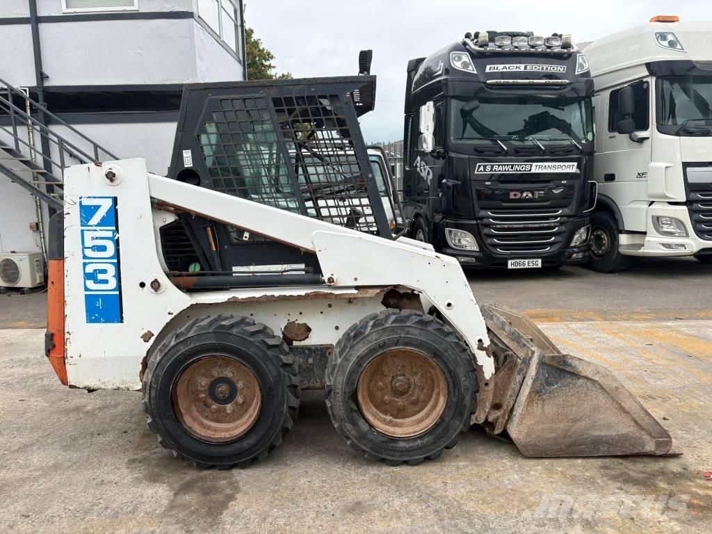 Bobcat 753 Lietoti riteņu kompaktiekrāvēji