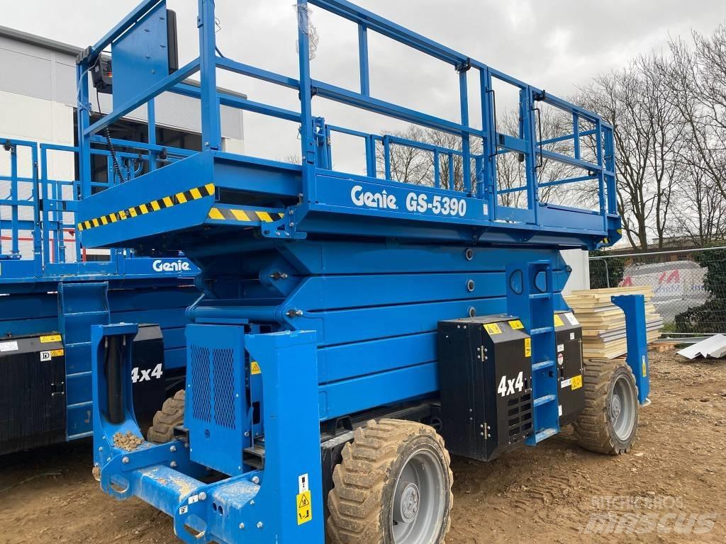 Genie GS 4390 RT Šķerveida pacēlāji