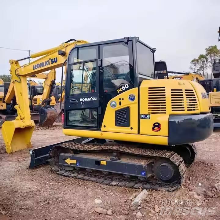 Komatsu PC60 Kāpurķēžu ekskavatori