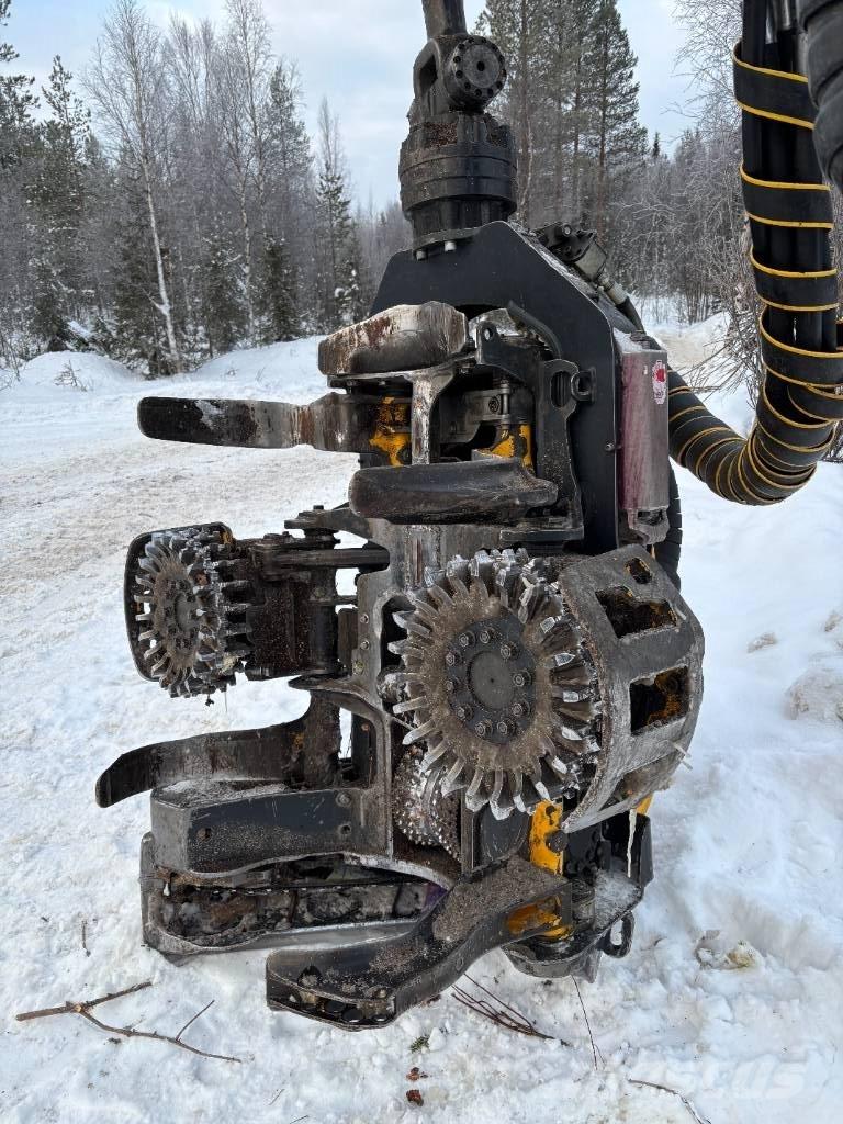 Ponsse SCORPION 8W Harvesteri