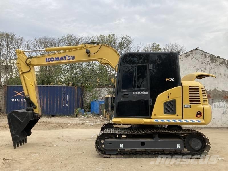 Komatsu PC 70-8 Kāpurķēžu ekskavatori