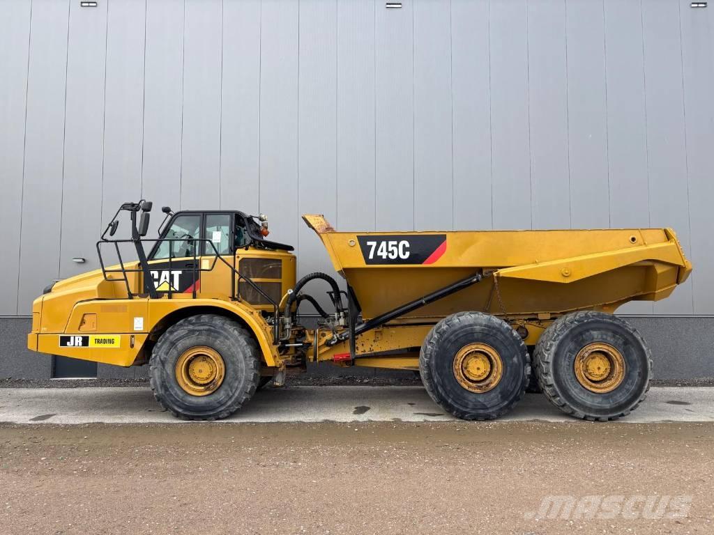CAT 745 C Artikulētie pašizgāzēji