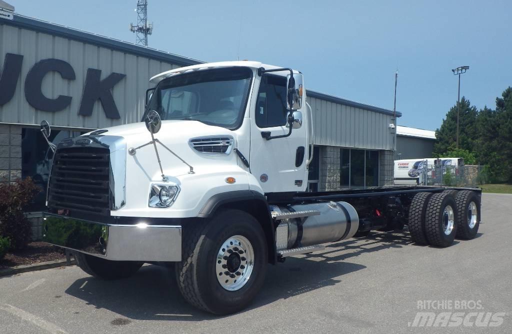 Freightliner 114 SD Šasija ar kabīni