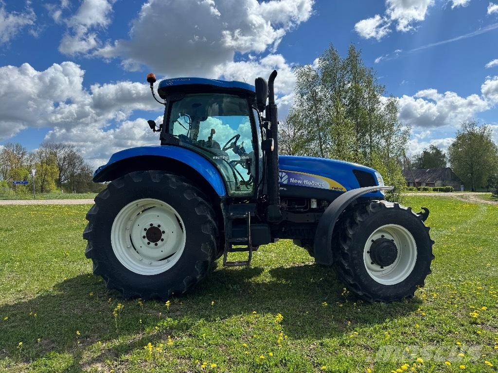 New Holland T 6070 Traktori