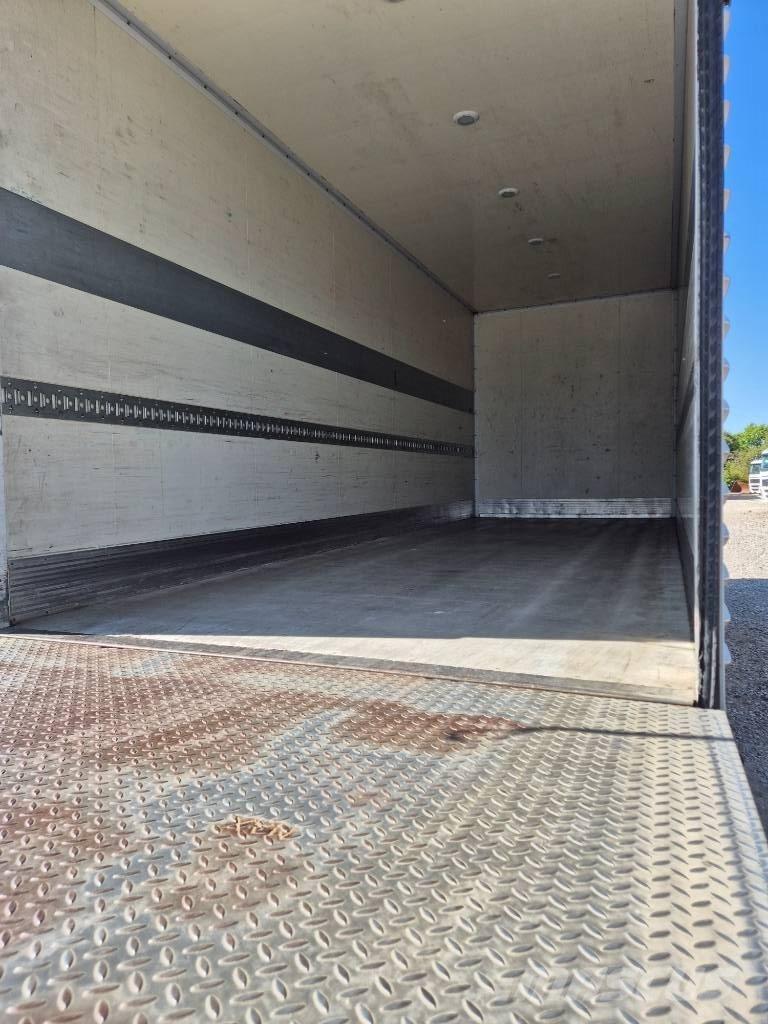 DAF XF 460 6x2 // Lift Furgons