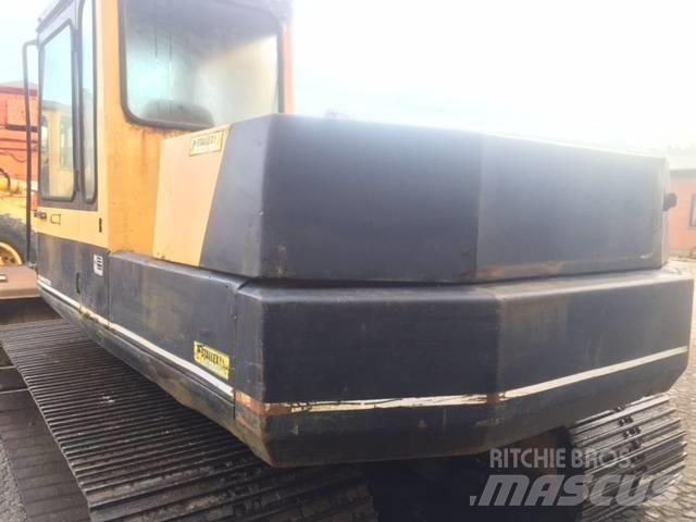 Komatsu PC120-3 Kāpurķēžu ekskavatori