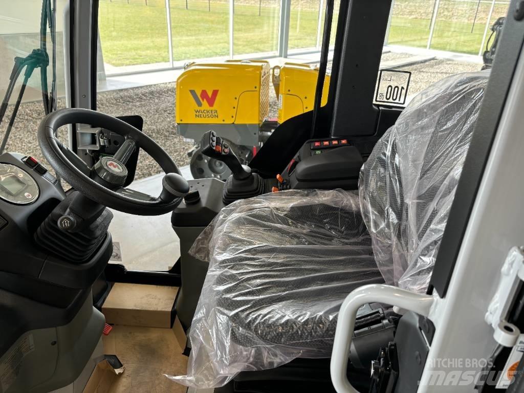 Wacker Neuson WL 28 Iekrāvēji uz riteņiem