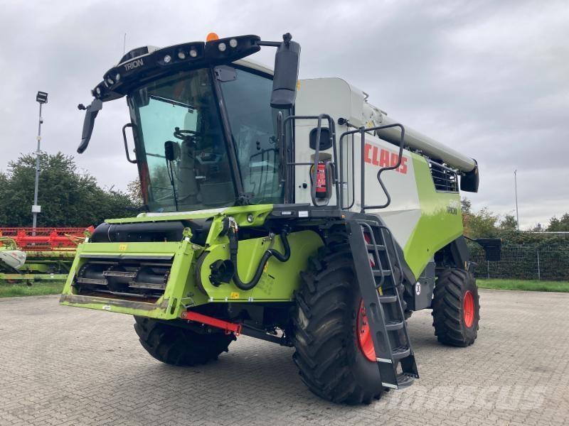 CLAAS TRION 640 Ražas novākšanas kombaini