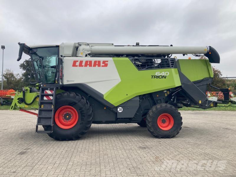 CLAAS TRION 640 Ražas novākšanas kombaini