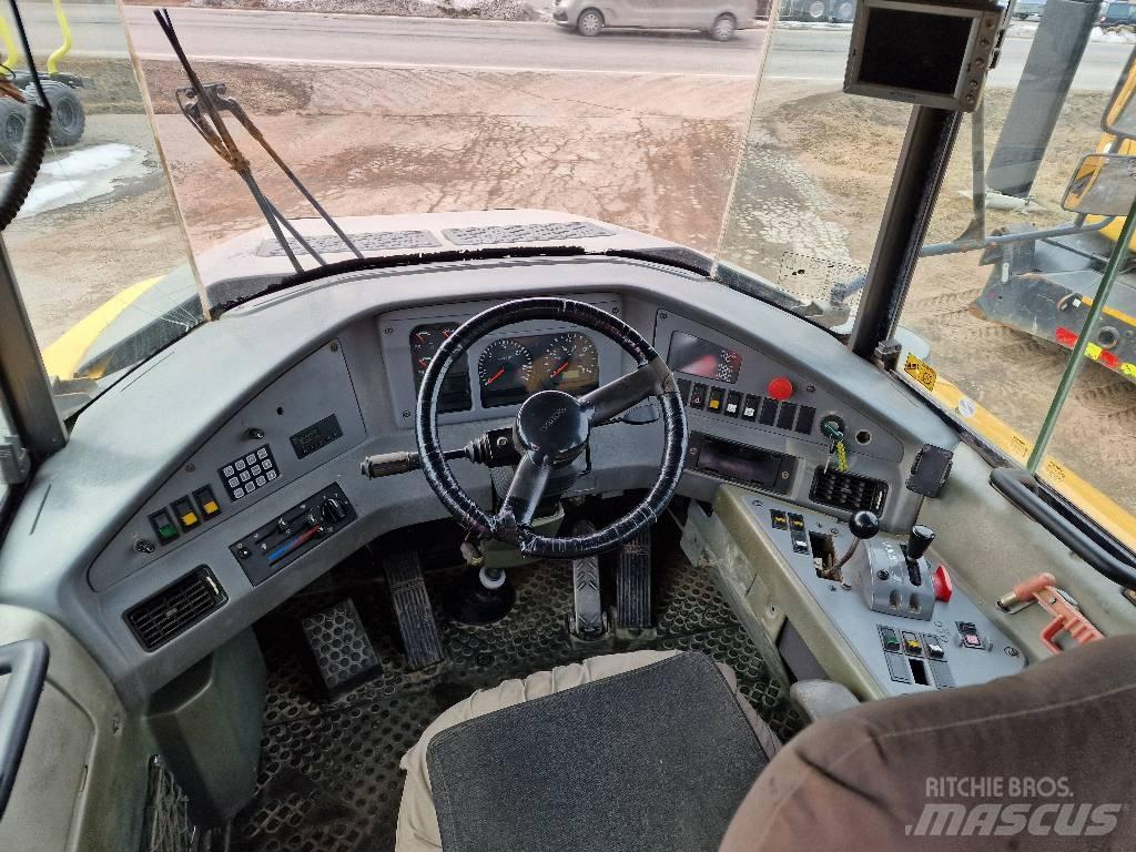Volvo A 40 D Artikulētie pašizgāzēji