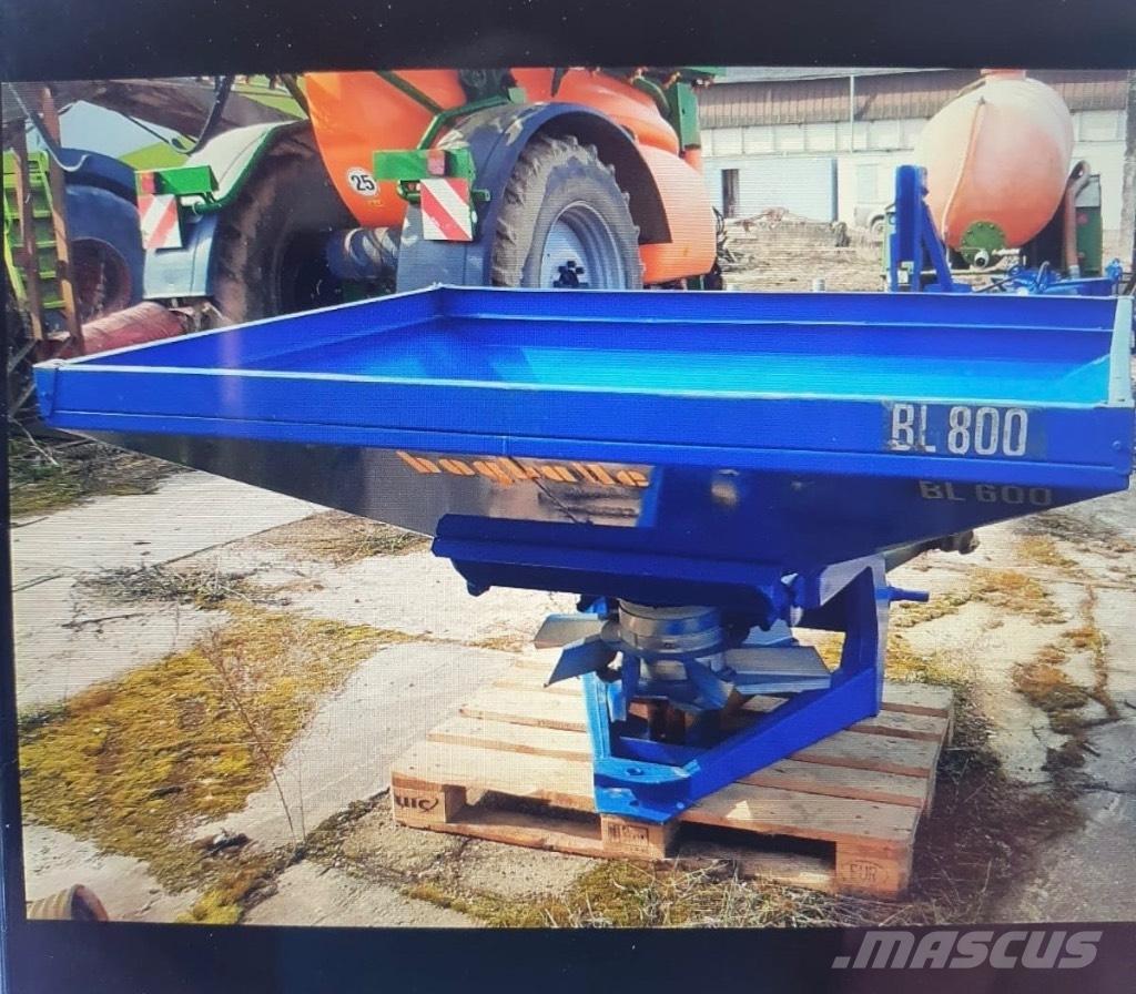 Bogballe 800 Minerālmēslu izkliedētāji