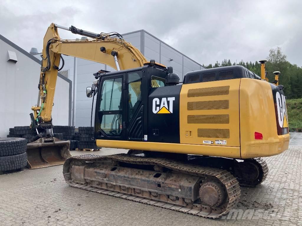 CAT 326 F L Kāpurķēžu ekskavatori