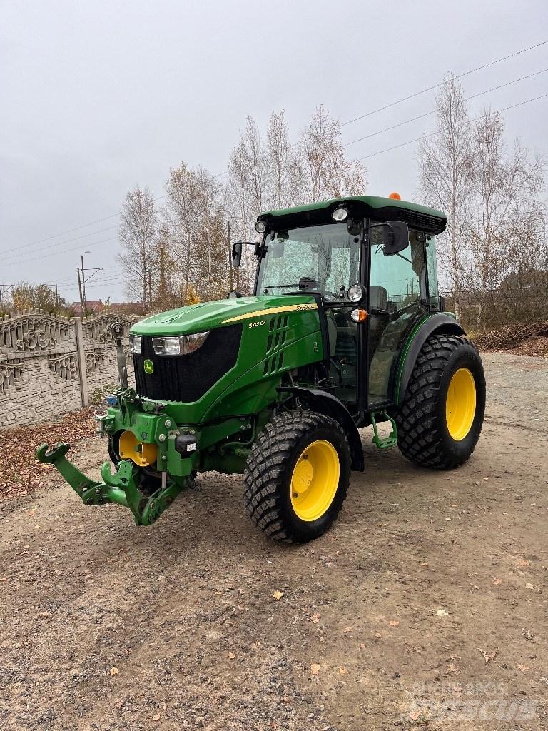 John Deere 5105 GF Traktori