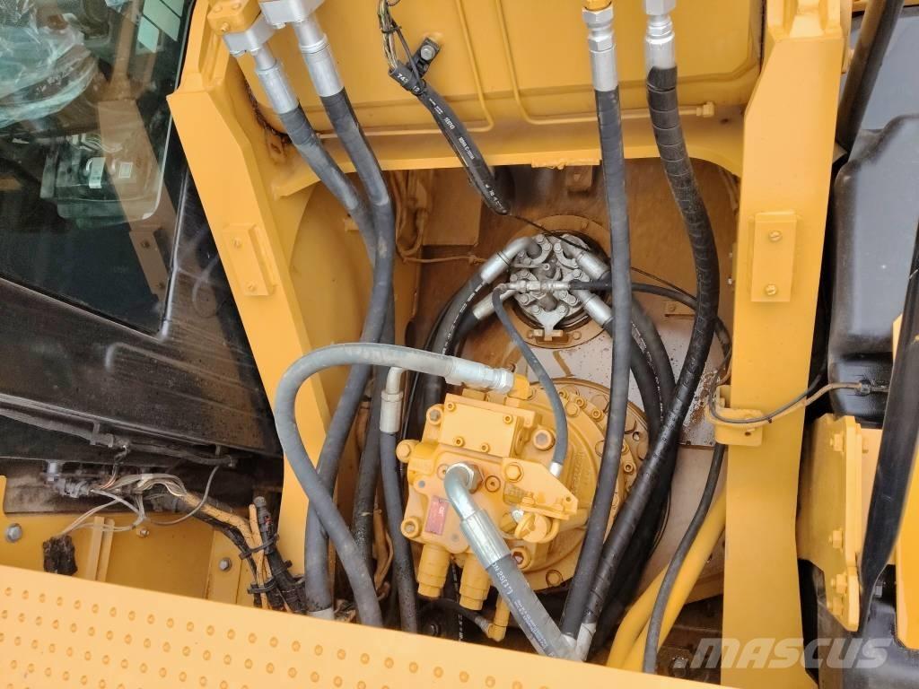 CAT 330 GC Kāpurķēžu ekskavatori