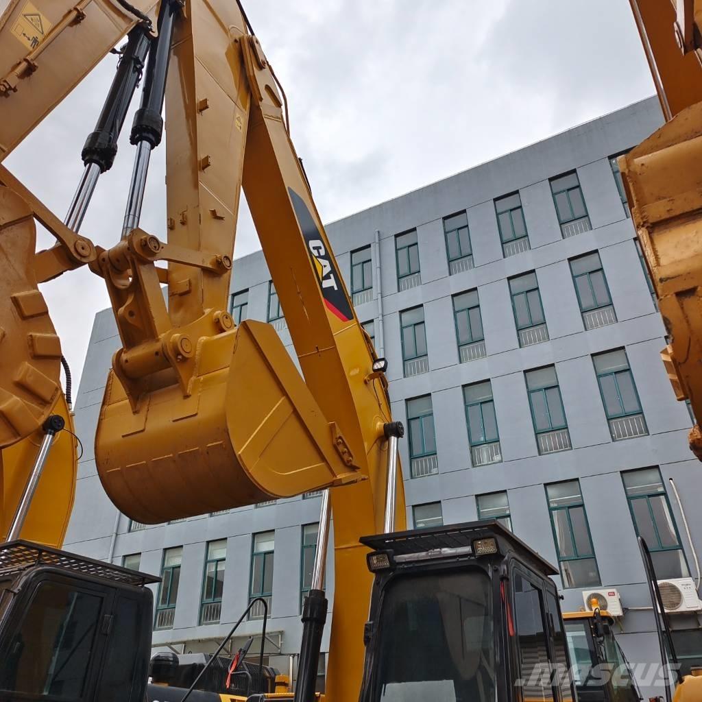 CAT 325D Kāpurķēžu ekskavatori