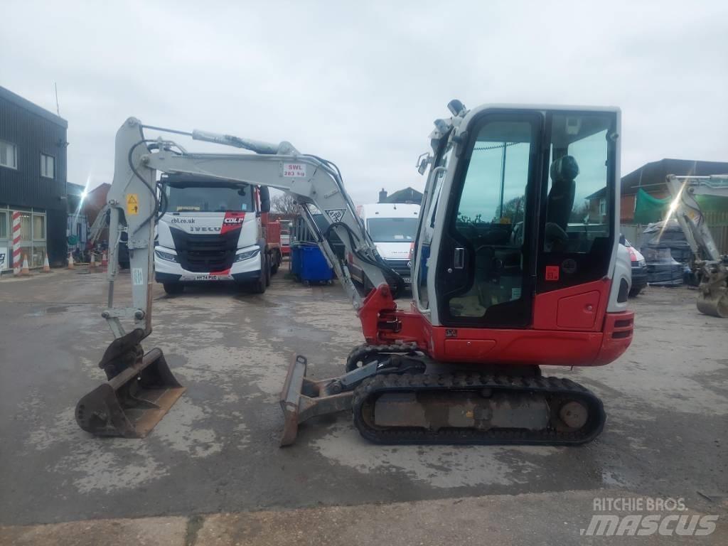 Takeuchi TB 230 Mini ekskavatori < 7 t