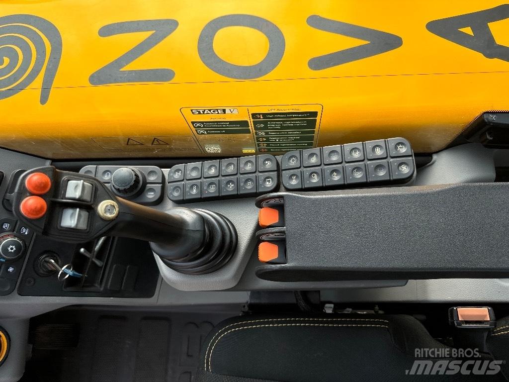 JCB 560-80 AGRI XTRA Teleskopiskie manipulatori