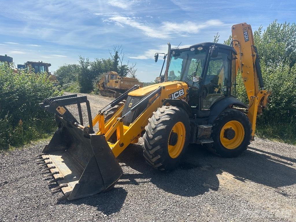 JCB 4 CX SM Ekskavatori-iekrāvēji