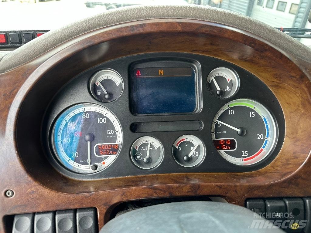 DAF XF105.410 8x2 Treileri ar āķi