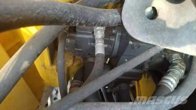 Komatsu PC 78 US Vidēja lieluma ekskavatori 7 t - 12 t