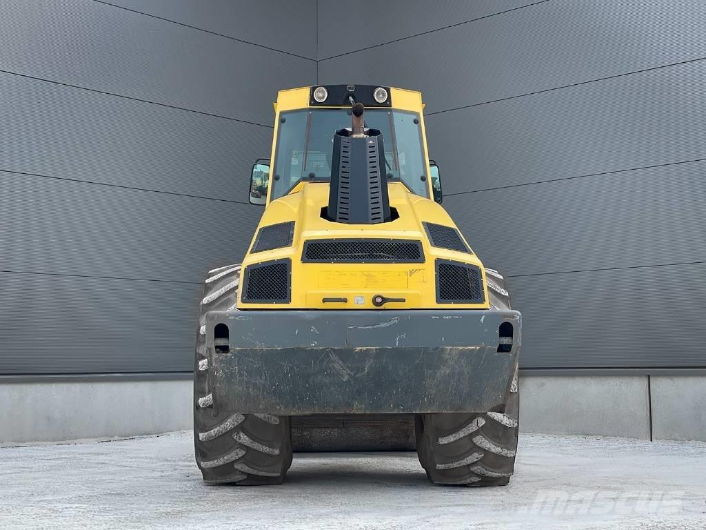 Bomag BW 216 DH-4i Vienvalča grunts veltņi