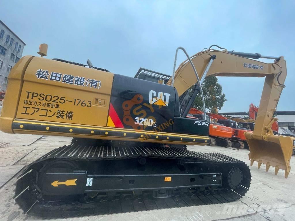 CAT CAT320 D2 Kāpurķēžu ekskavatori