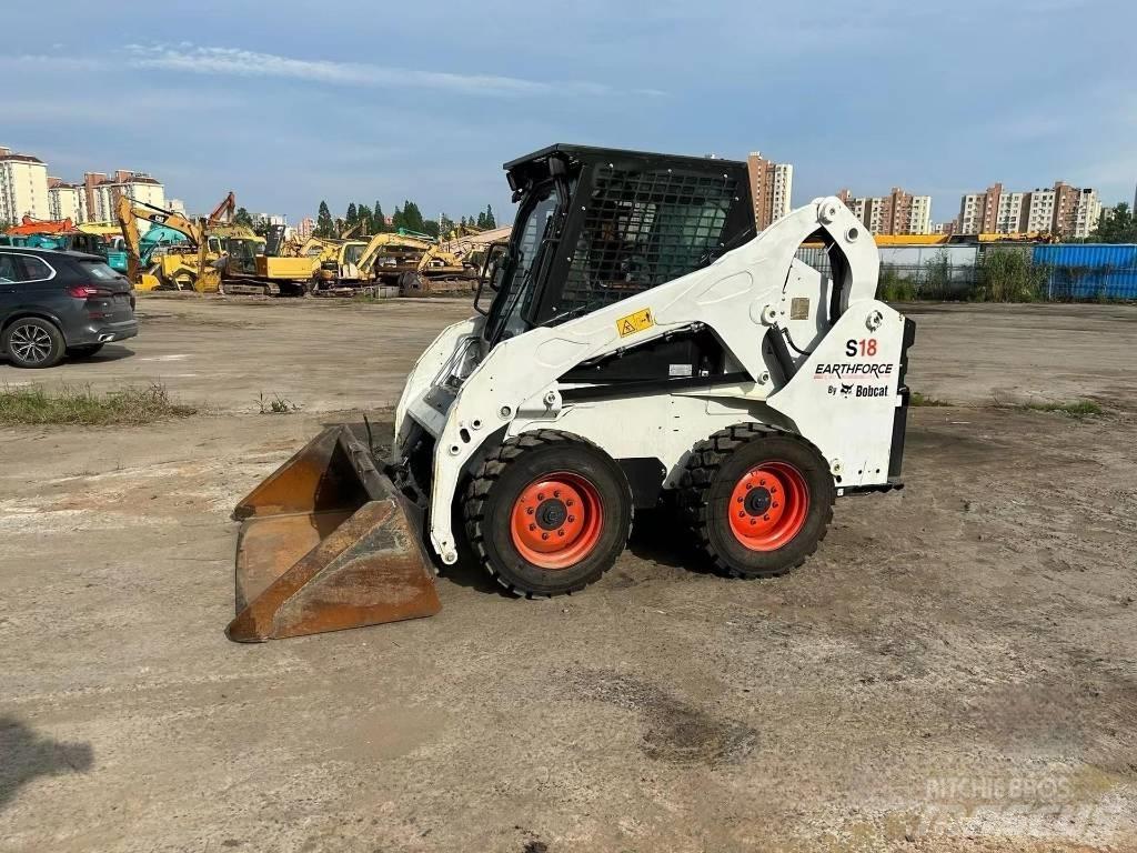 Bobcat S18 Lietoti riteņu kompaktiekrāvēji