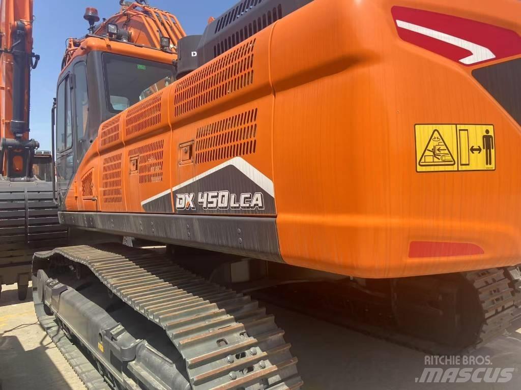 Develon DX 450 Kāpurķēžu ekskavatori