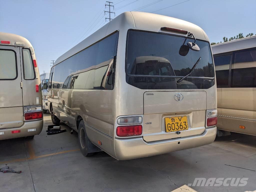 Toyota Coaster Bus Mikroautobusi