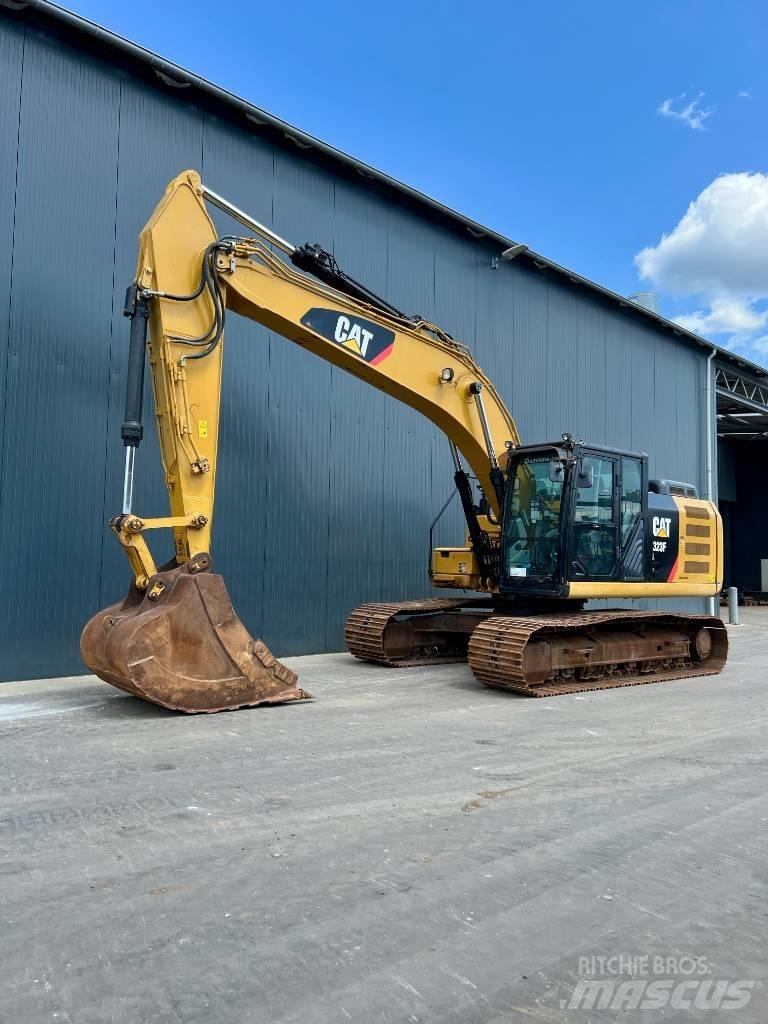 CAT 323F L Kāpurķēžu ekskavatori