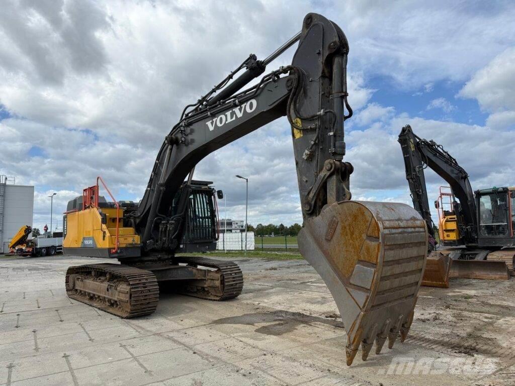 Volvo EC380ENL Kāpurķēžu ekskavatori